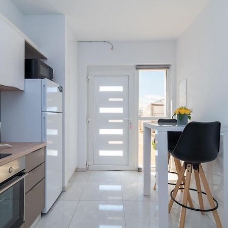 Apartment Leo Trogir Exterior photo